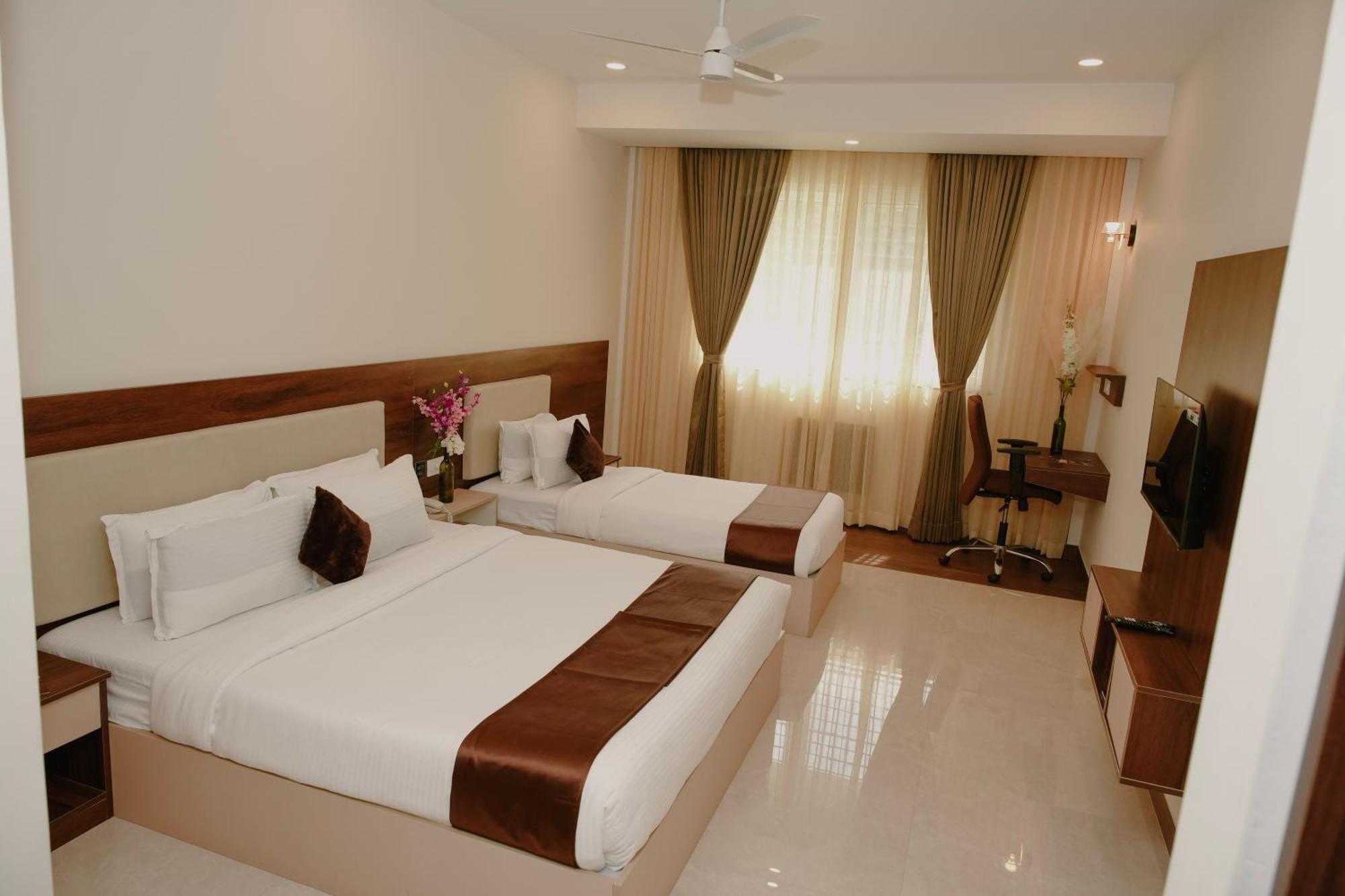 Hotel The King'S Meadows Golhalli Exterior foto