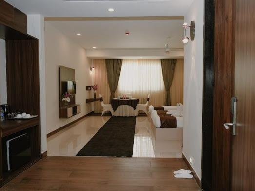 Hotel The King'S Meadows Golhalli Exterior foto